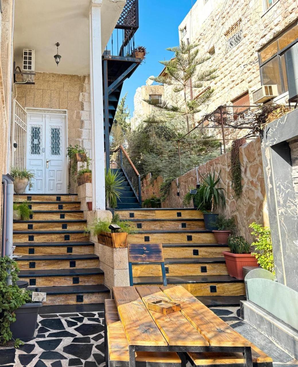 Beit Ahlan Hotel อัมมาน ภายนอก รูปภาพ