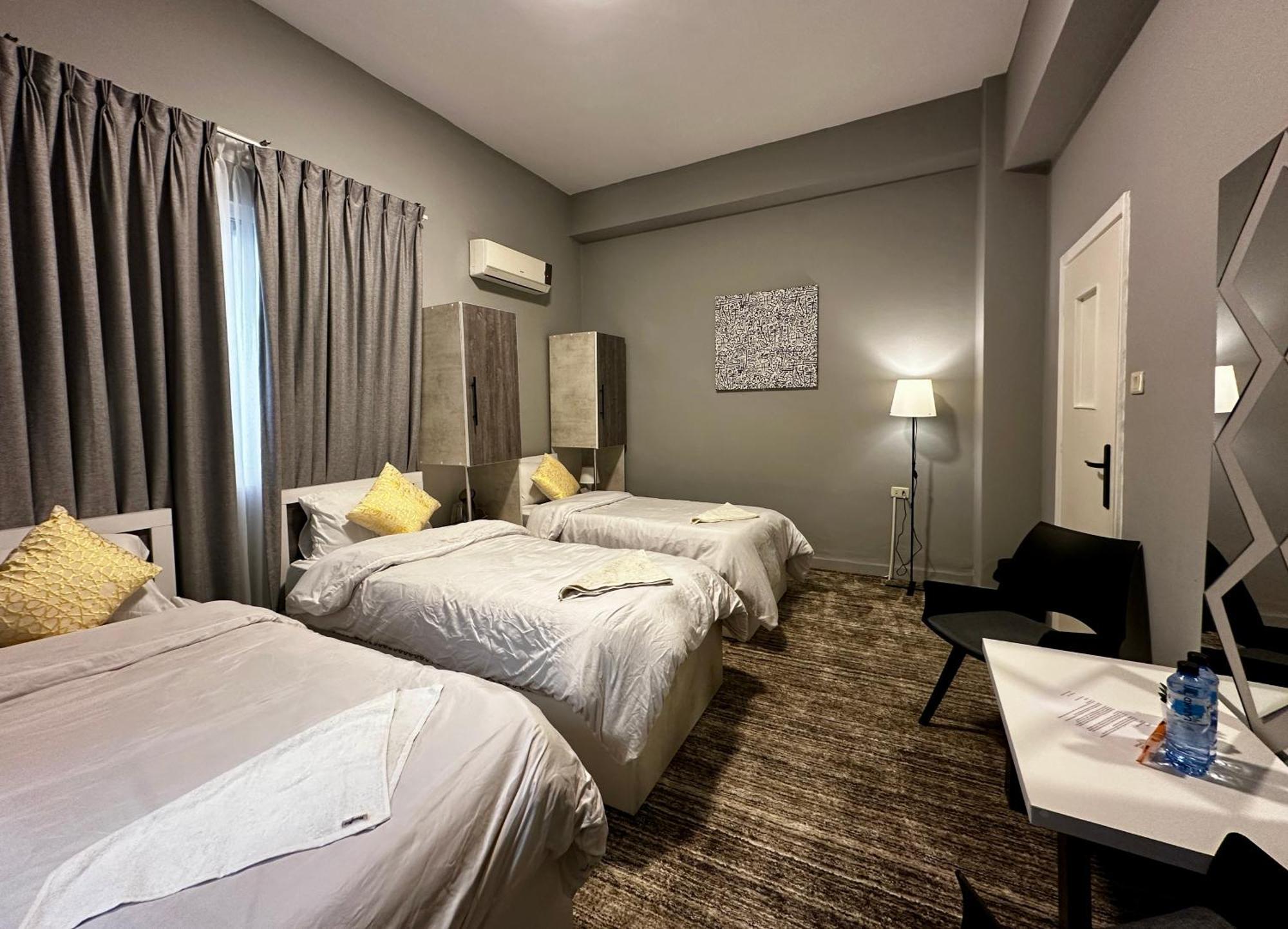 Beit Ahlan Hotel อัมมาน ภายนอก รูปภาพ